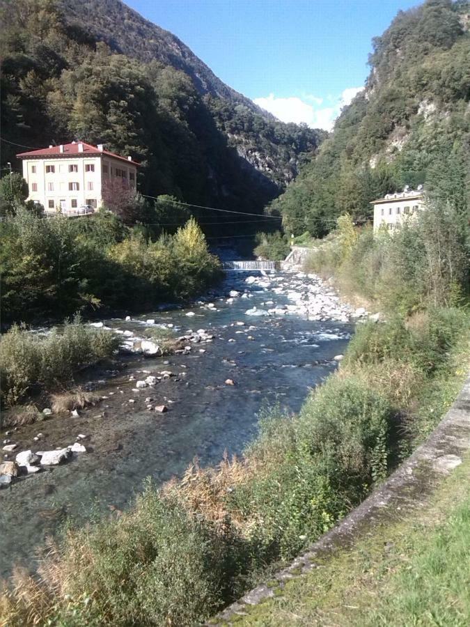 Dietro L'Angolo Sondrio别墅 外观 照片